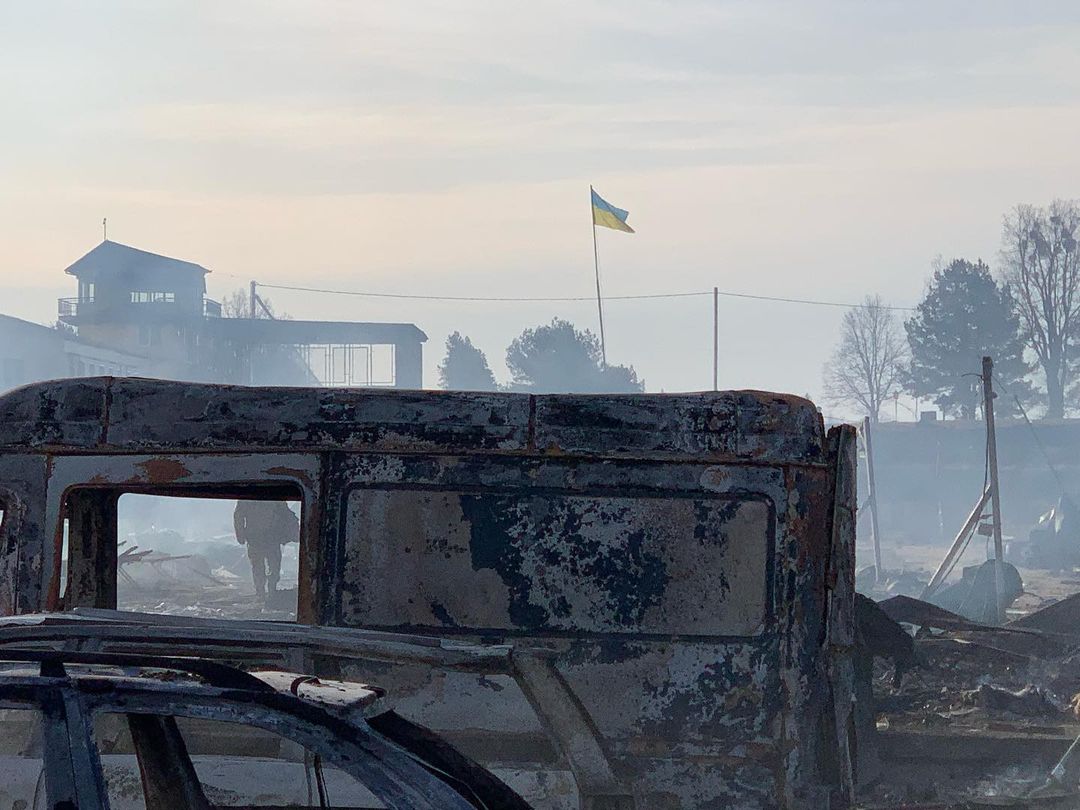 Дмитро Дікусар вперше за три місяці вийшов на зв'язок з фронту та показав, який має вигляд
