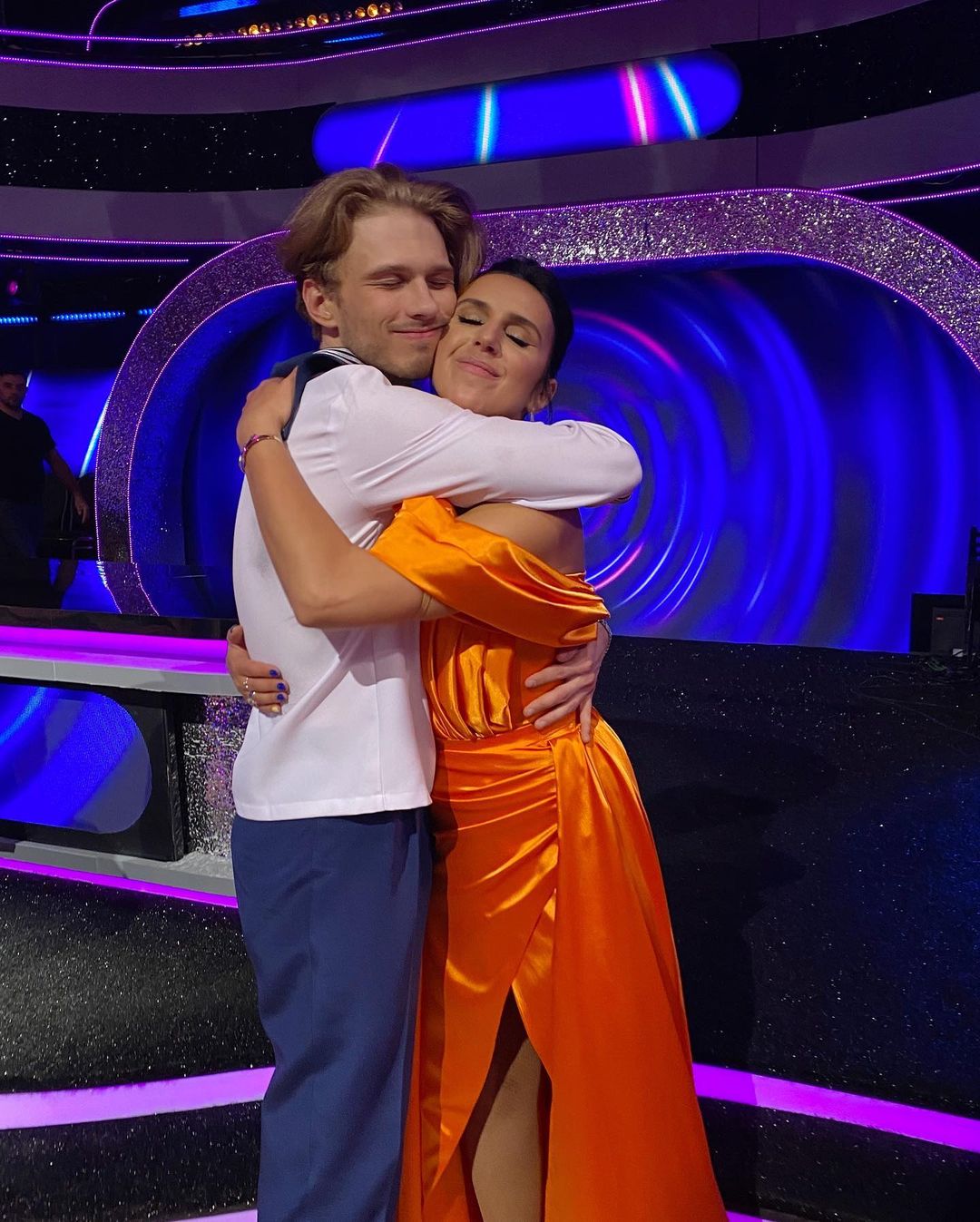 Джамала не може повернутися з Польщі до України: що сталося