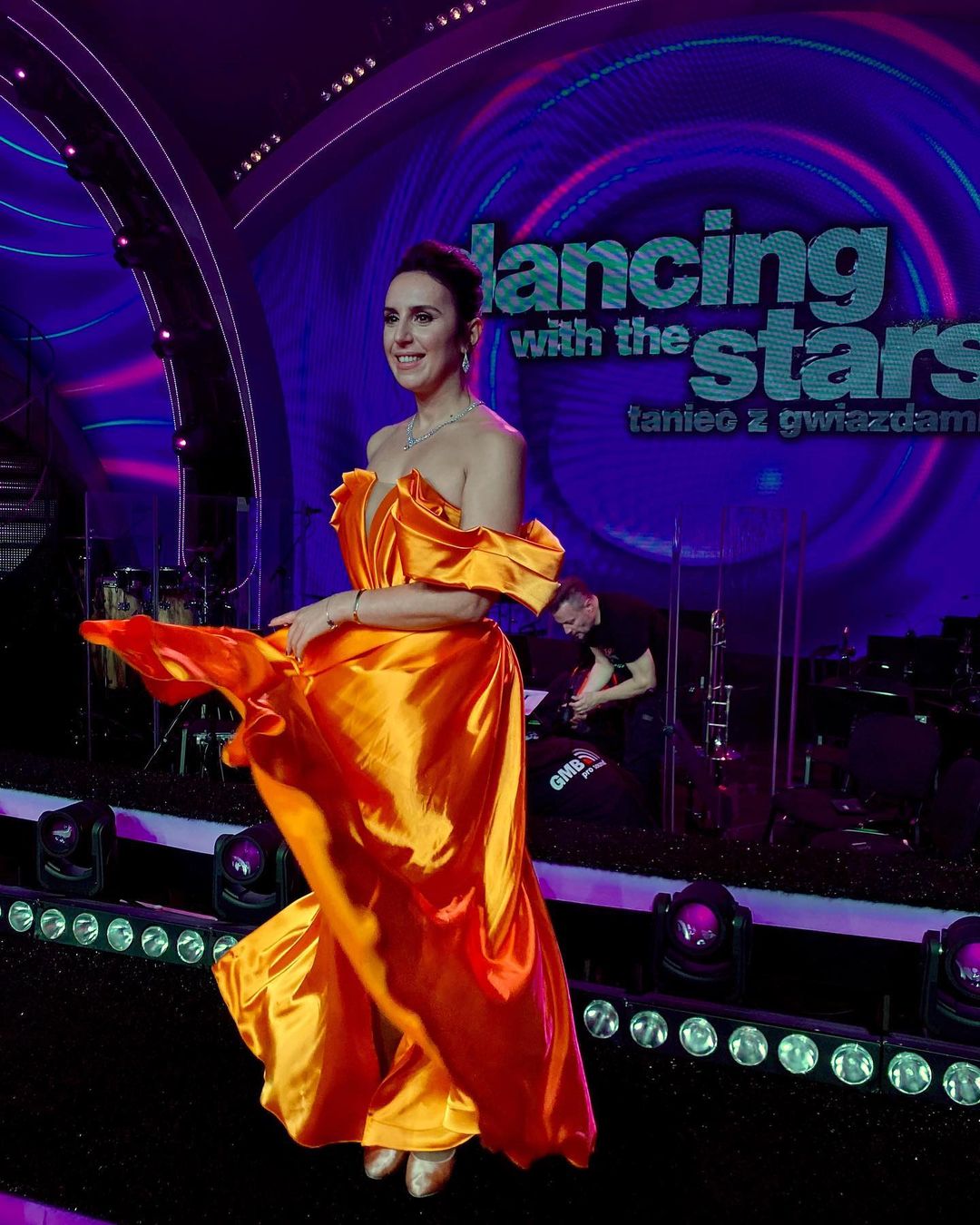 Джамала не може повернутися з Польщі до України: що сталося