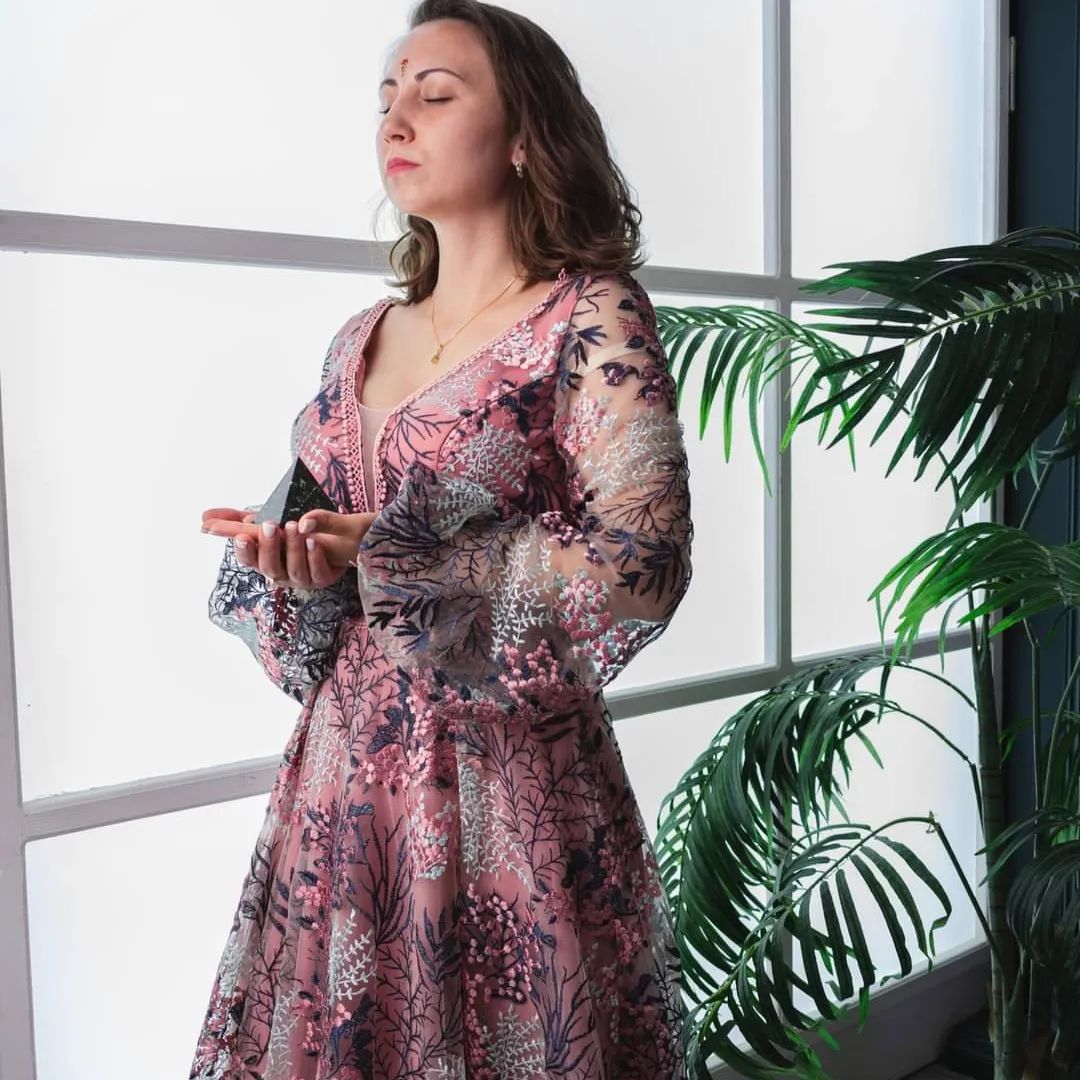 "Випадає карта Сонця": таролог розповіла, що буде з Миколаєвом після війни