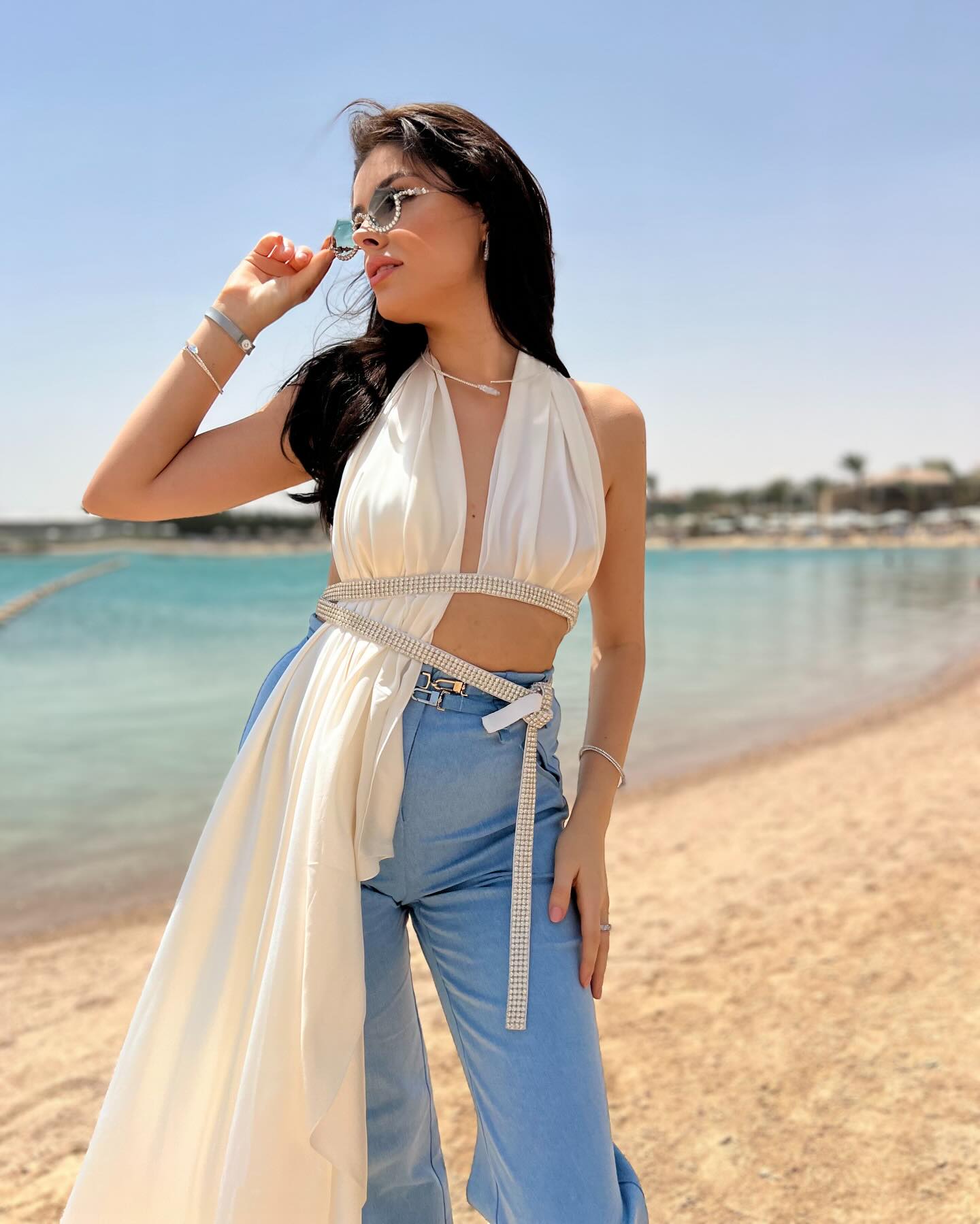 У якому вбранні Ангеліна Усанова прибула до Єгипту на Miss Eco International 2024