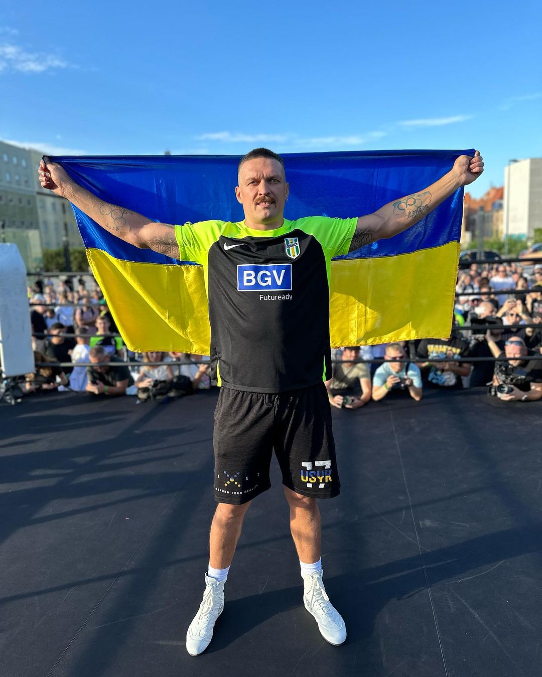 Екс-тренер Усика пояснив важливість бою з Ф'юрі для всієї України: "Світ має знати!"