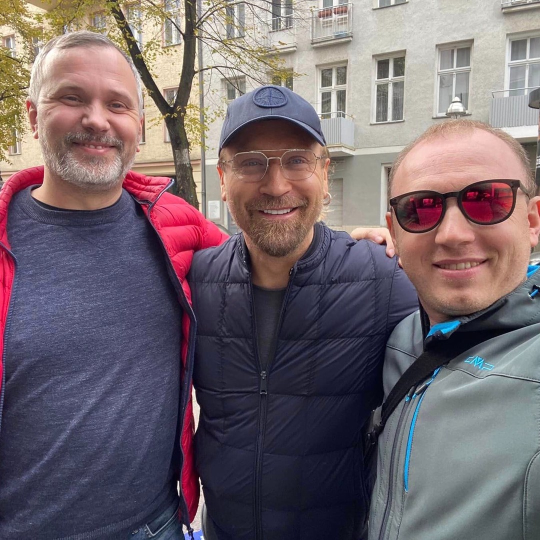 У мережі з'явилося нове фото Олега Винника: як зараз виглядає співак