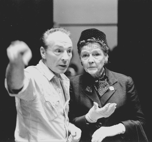 Врятувала українську вишивку від "совєтів" і отримала "Оскар". Дивовижна історія життя Варвари Каринської