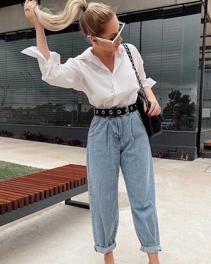 Ще вчора були в антитрендах, а сьогодні знову на піку моди. Як виглядають найстильніші джинси 2023 року