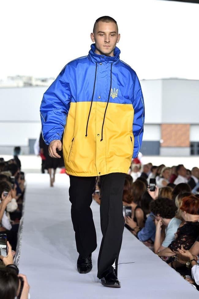 Футболка "как у Зеленского": как в мире распространяется тренд на все украинское (фото)