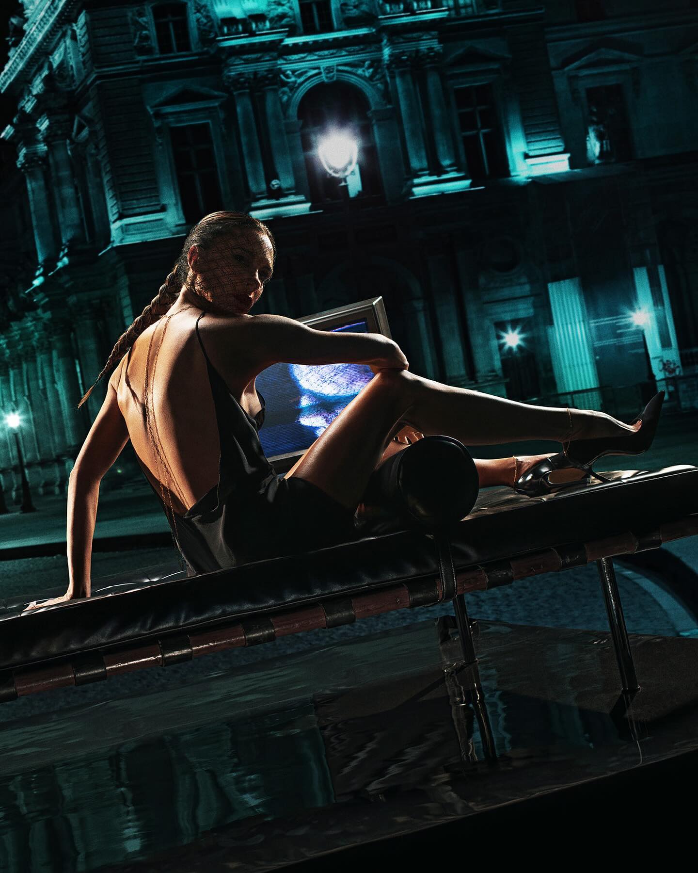 Вікторія Бекхем випустила парфюм з потужним сенсом (фото, відео)