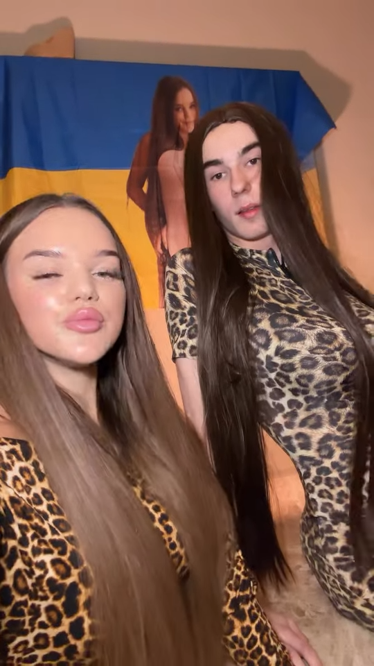 "Що треба мати в голові?": блогерку Вербу звинуватили у зневазі до прапора України