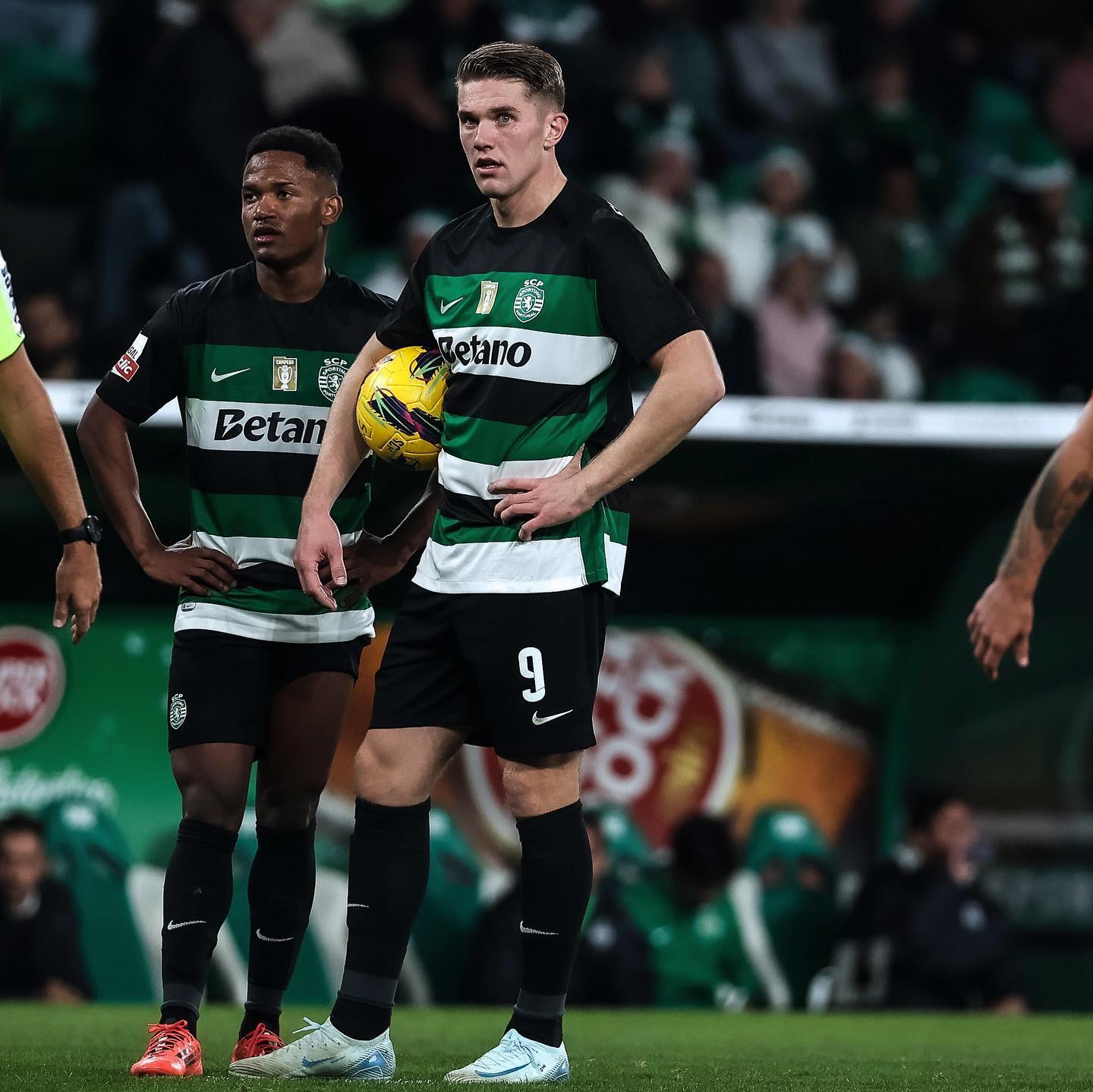 "Бенфика" - "Спортинг": Трубин против лучшего бомбардира Европы в матче за чемпионство Португалии