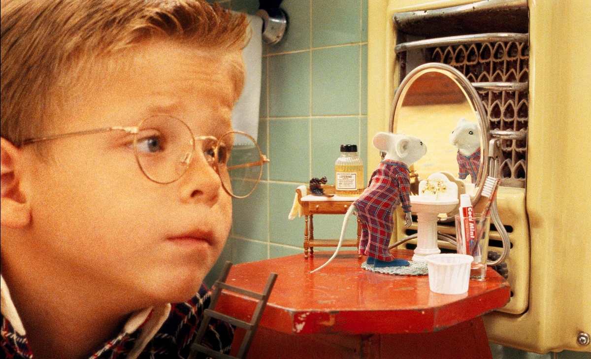 Справжній красень: який вигляд має зараз хлопчик-ботанік зі "Стюарта Літтла" (фото)