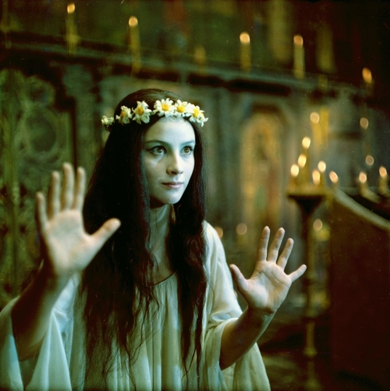 Її обожнювали мільйони. Зірка радянських комедій підтримує війну: чому фільми з Варлей треба забути