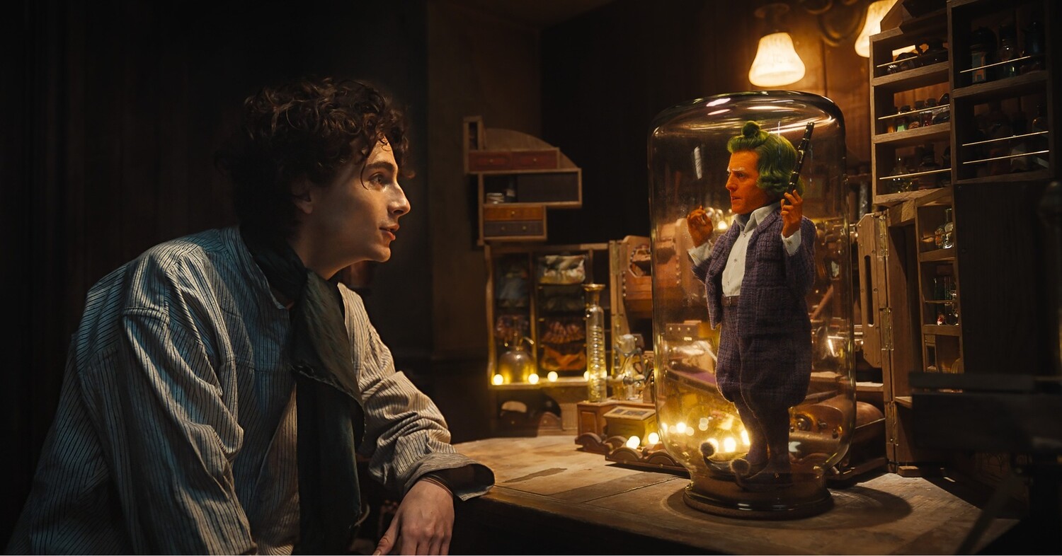 "Умею находить причины ненавидеть работу": почему Хью Грант высмеивает свои крайние роли