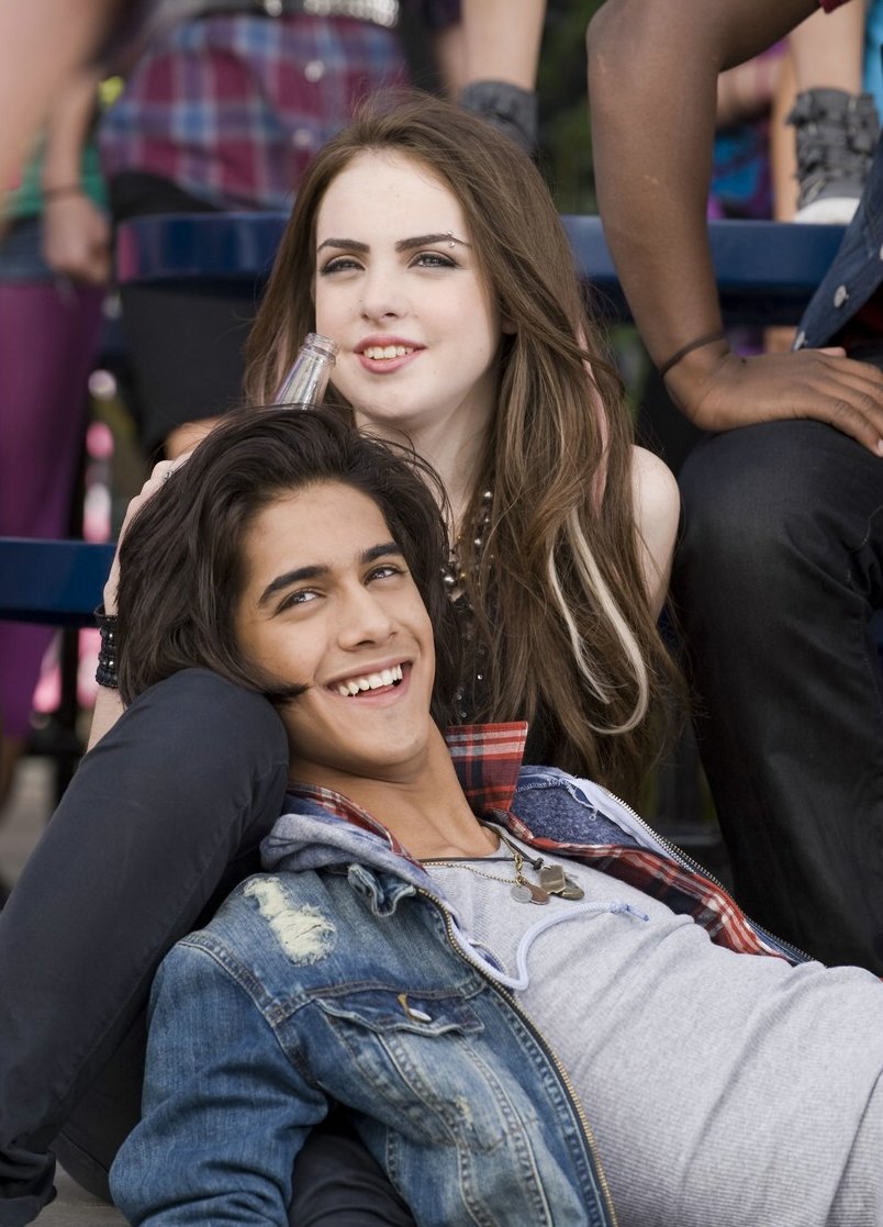 Як сьогодні живуть діти-актори Nickelodeon: хто зберіг славу, а хто зник із екранів