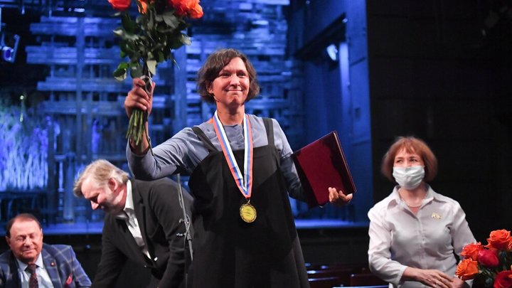 "Столиця України - Москва". Зірка "Сватів" закликала до возз'єднання "двох братніх народів"