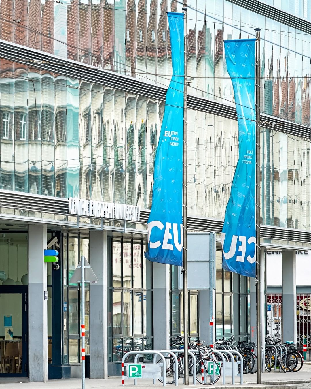 Як вступити до європейського університету під час війни: список доступних ВНЗ і поради по адаптації