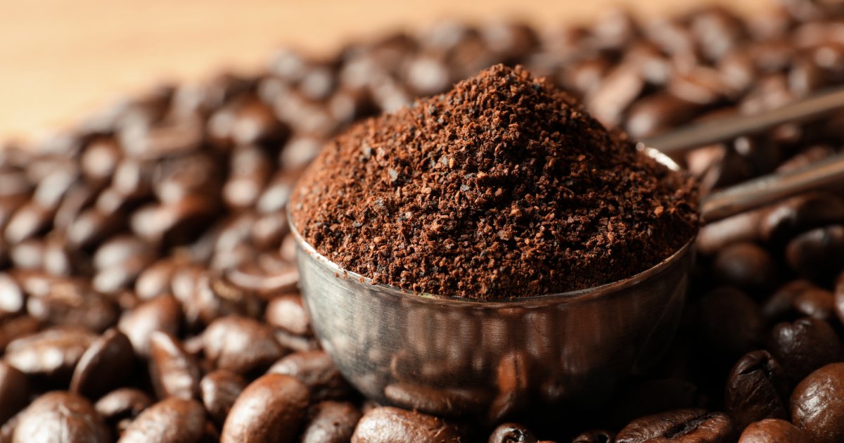 5 доступных способов использования кофе для красоты волос и кожи