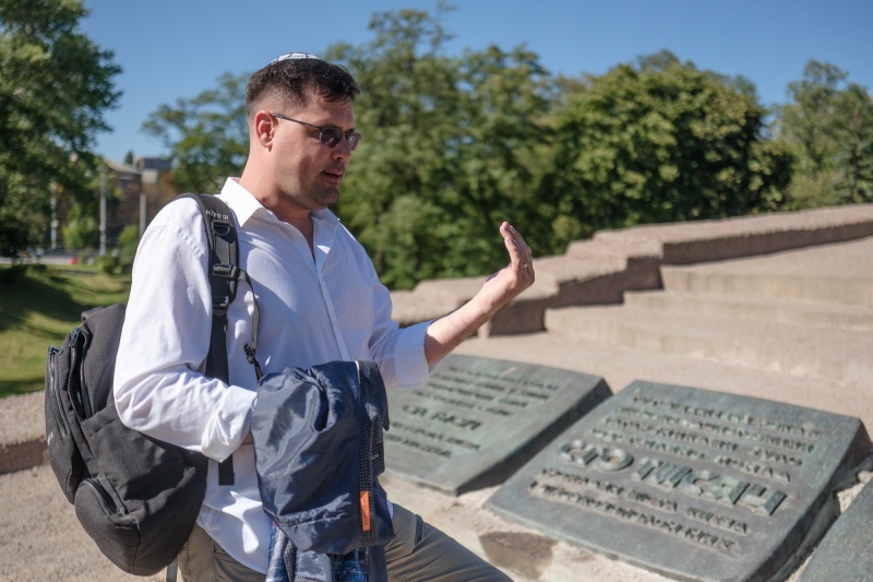 Бабин Яр став другим місцем в Україні, де нацисти вбивали євреїв масово, – інтерв’ю з істориком