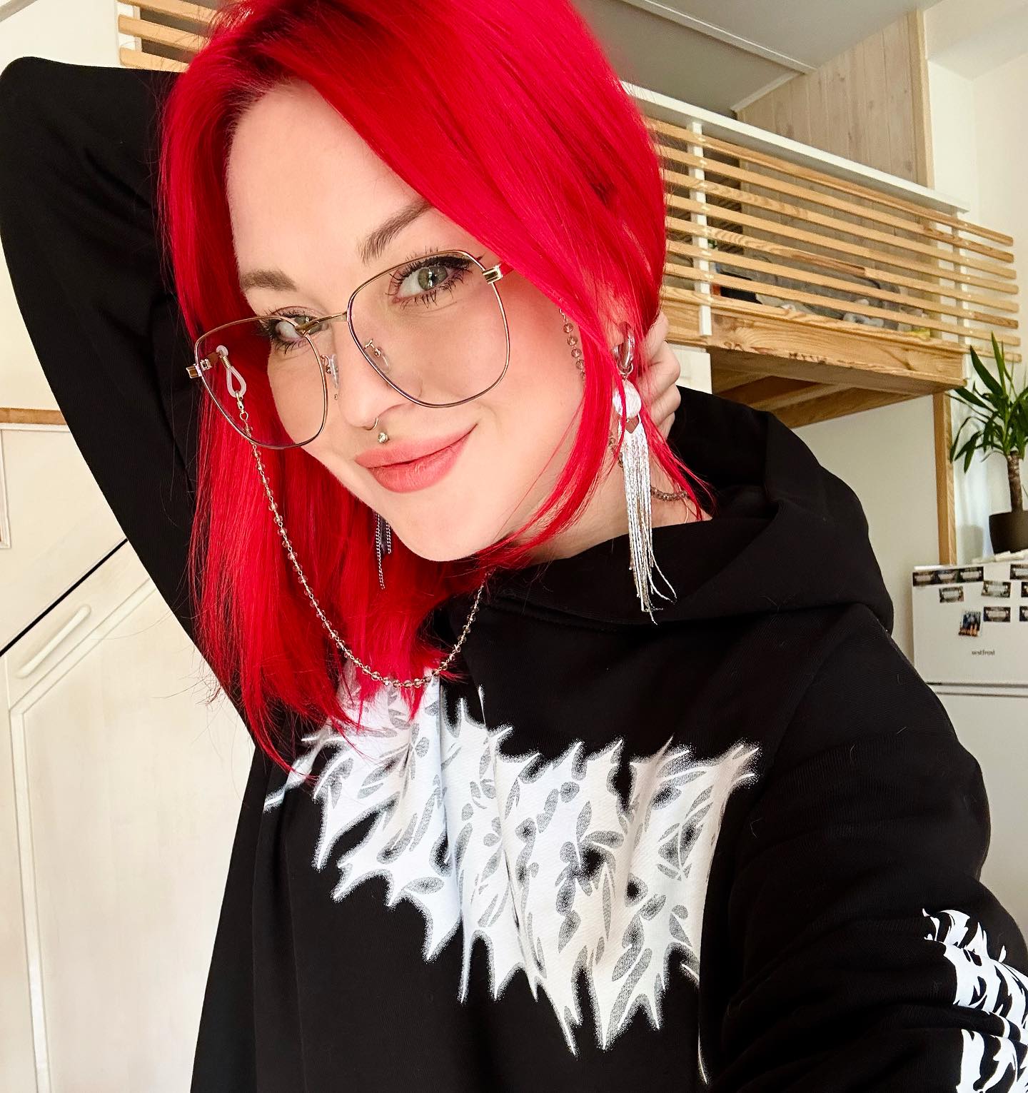 Відома співачка 12 років не може отримати громадянство України: "У Росії мене посадять"