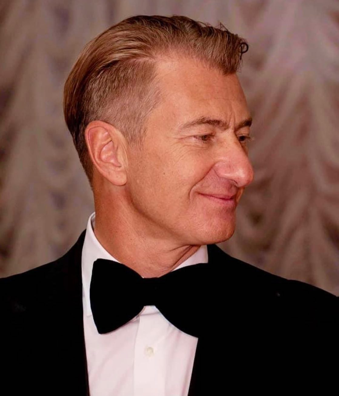 Ирина Билык представила украинскую версию хита "Снег": как теперь звучит песня (видео)