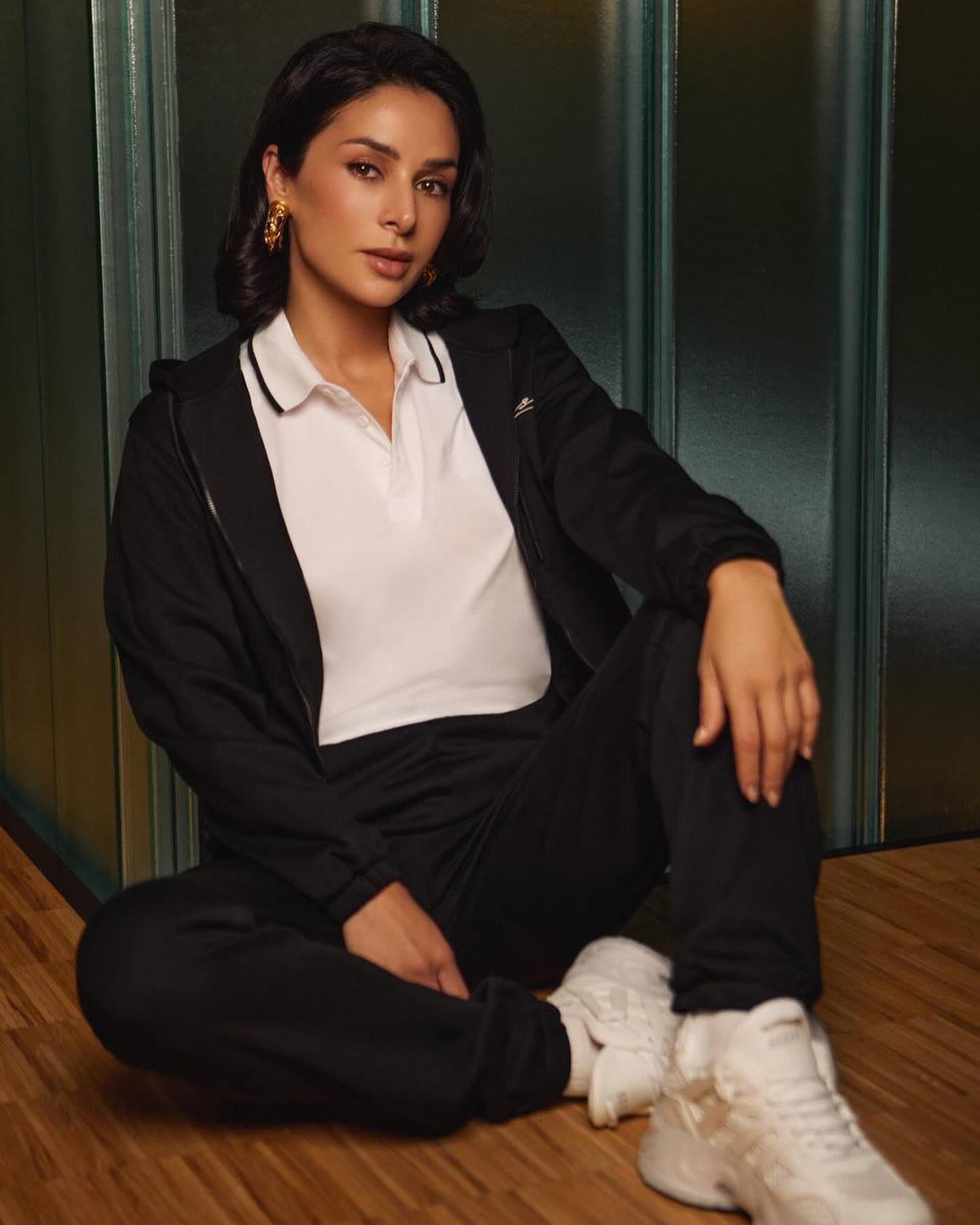 Злата Огневич показала новые интересные образы для весны 2024 года (фото)