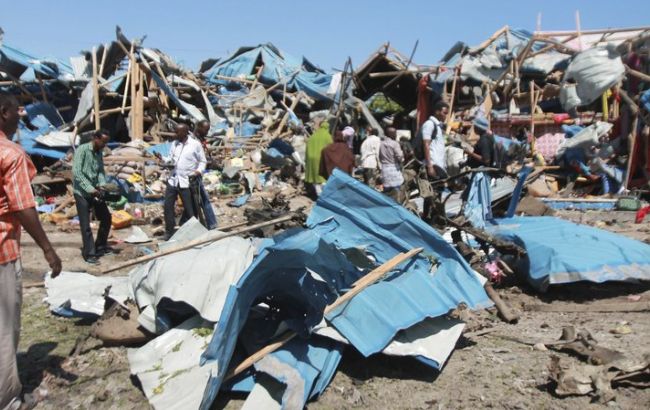 В результате взрыва в Сомали погибли 10 человек