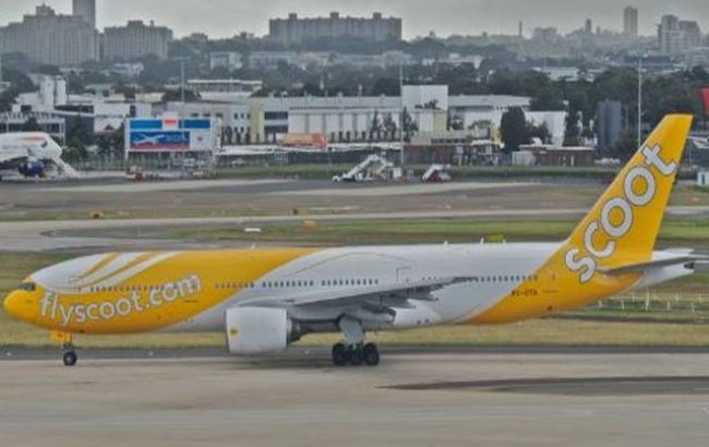 В Индии пассажирский самолет экстренно сел из-за дыма на борту