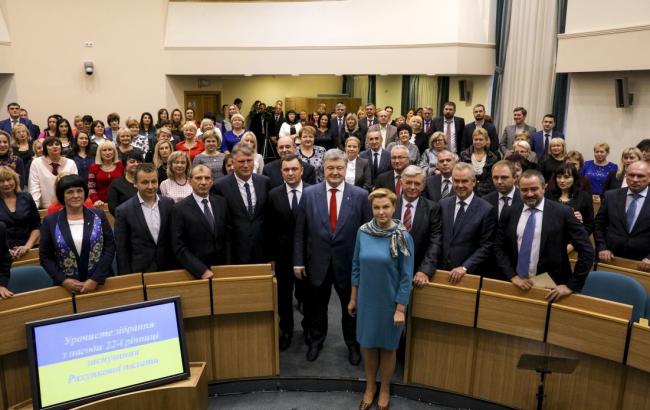 Счетная палата за 22 года выявила нарушений на 310 млрд гривен, - Порошенко