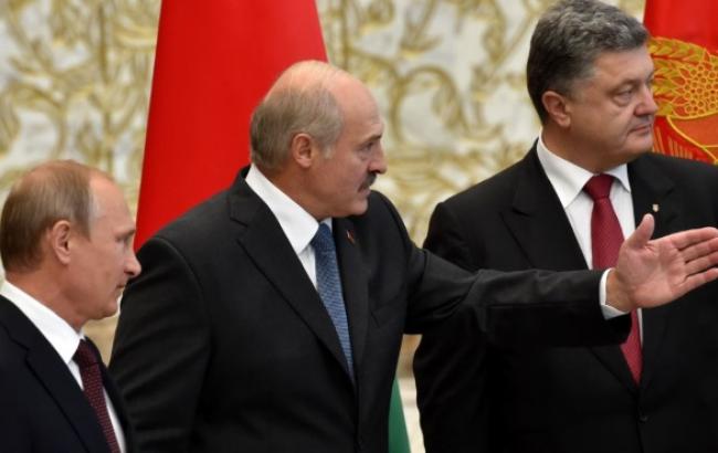 Порошенко: отмена закона об особом статусе Донбассе не будет означать отход от минских договоренностей