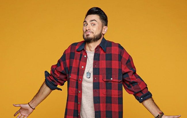 Украл самогон: ведущий Нового канала пошел на обман