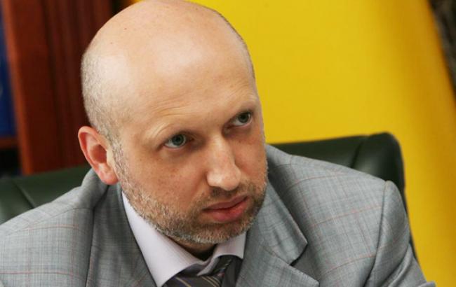 Турчинов отменил визит в Польшу