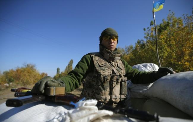 В зоне АТО за сутки ранены 7 военных, - СНБО