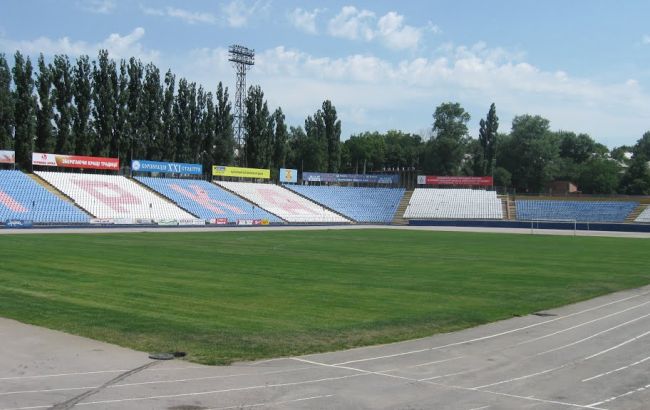 Руководство "Креатива" требует наложить арест на стадион "Зирка"
