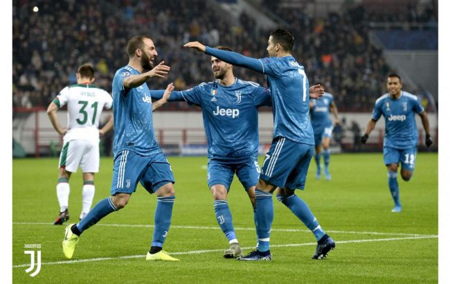 Определились первые участники стадии плей-офф Лиги чемпионов