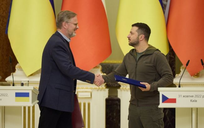 Вступ України до ЄС. Зеленський очікує ясності щодо старту переговорів до кінця року