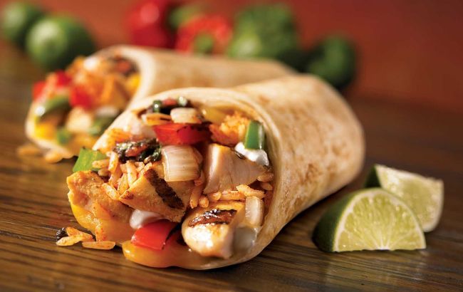 Легко і смачно: відомий телеведучий дав простий рецепт українського варіанту буріто