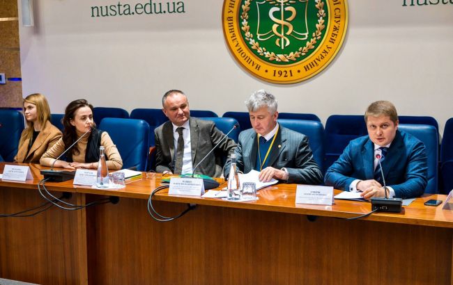 Гмирін: поточна реформа податкової - це чергова зміна вивісок