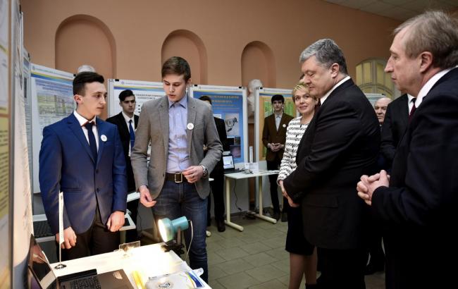 Порошенко анонсував створення Національного фонду досліджень