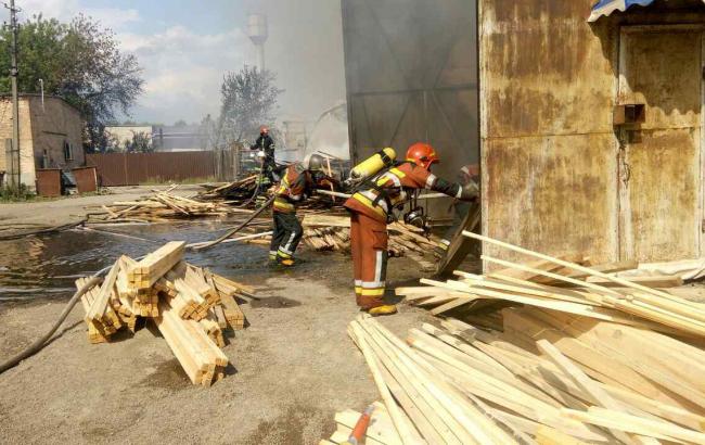 Пожар в Броварах локализован, - ГСЧС