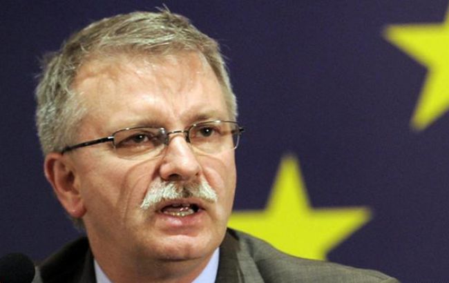 В Европарламенте инициируют передачу оборонительного оружия Украине