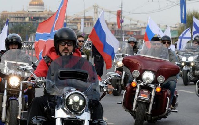 Литовские пограничники не пропустили российских байкеров