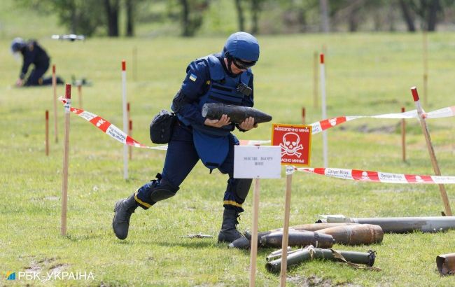 Камбоджа направить в Україну фахівців з розмінування