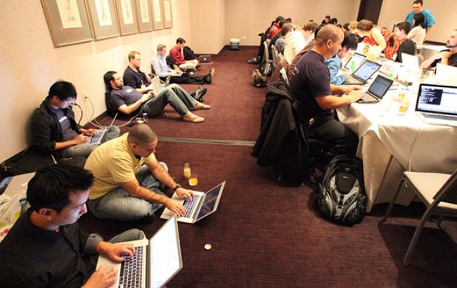 Facebook запустит новую соцсеть для профессионалов в ближайшие месяцы