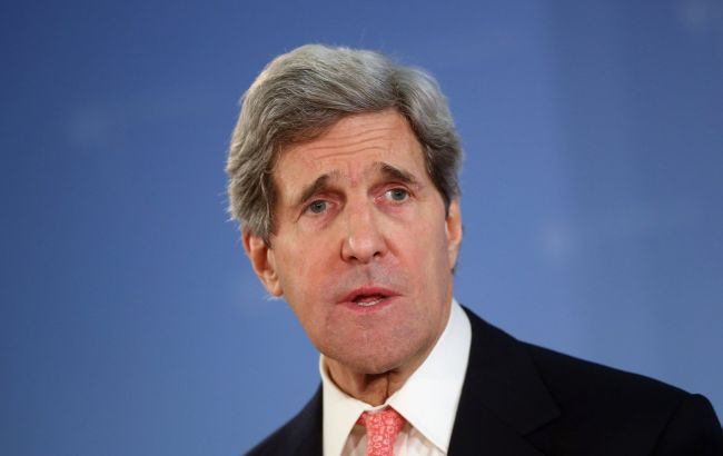 Керри призвал расследовать авиаудары РФ в Сирии как военные преступления