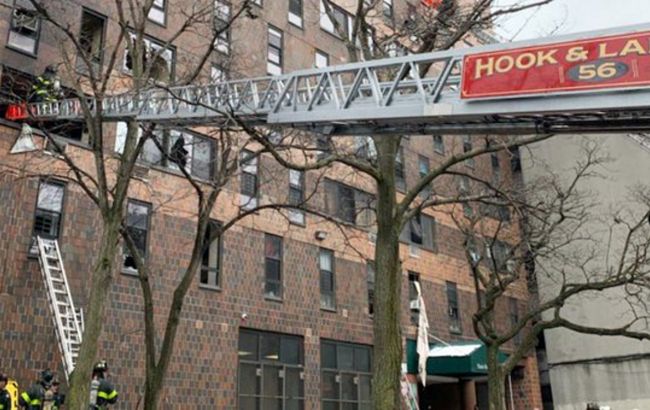 В Бронксе произошел пожар в многоэтажном доме. Власти ожидают многочисленных жертв