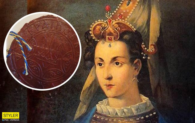 В Турции обнаружили уникальные письма Роксоланы и документы времен УНР