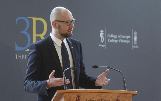 Яценюк: никому не дадим расколоть украинско-польское единство