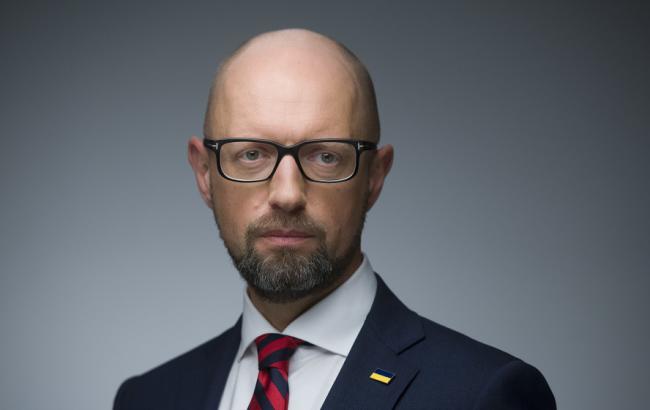 Яценюк выступает за немедленную денонсацию соглашения о Азовском море и внедрение санкций против РФ