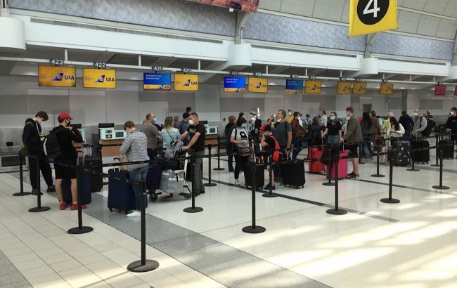 Спецрейсом Торонто-Киев эвакуировали еще 263 украинцев