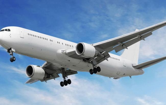 Украина и ICAO предварительного согласовали возобновление движения на четырех трассах над Черным морем