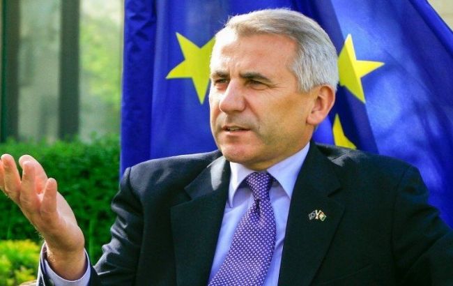 Глава представительства ЕС в Москве предложил России списать 20% долга Украины